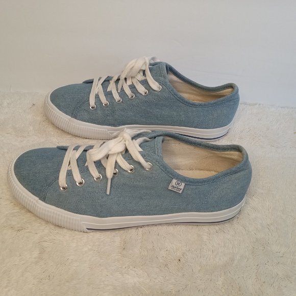 Hurley Sneakers - Picture 2 of 9